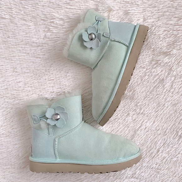 UGG Mini Bailey Button Poppy Boots in Aqua•Size 6 - Picture 2 of 12